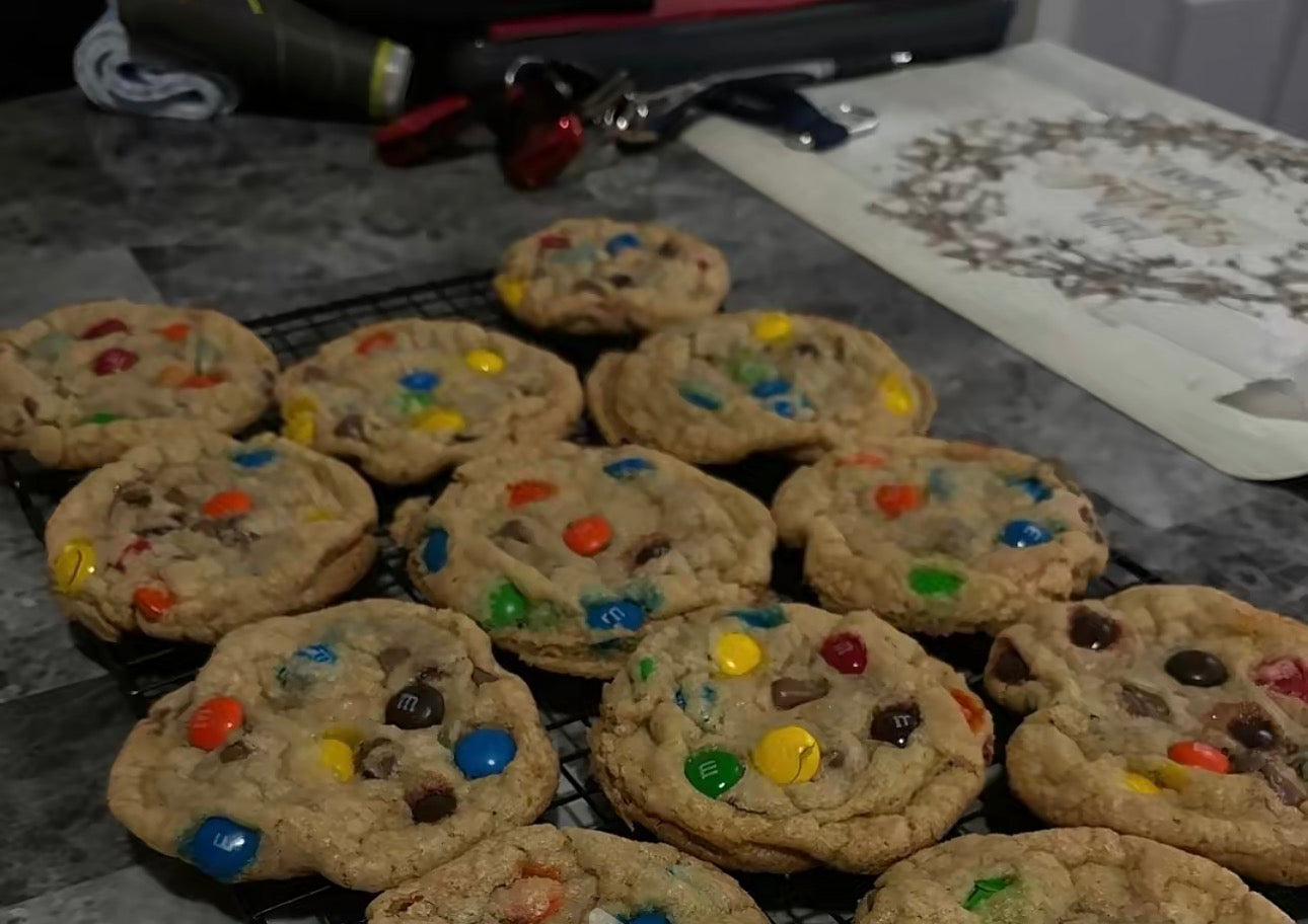 M&M